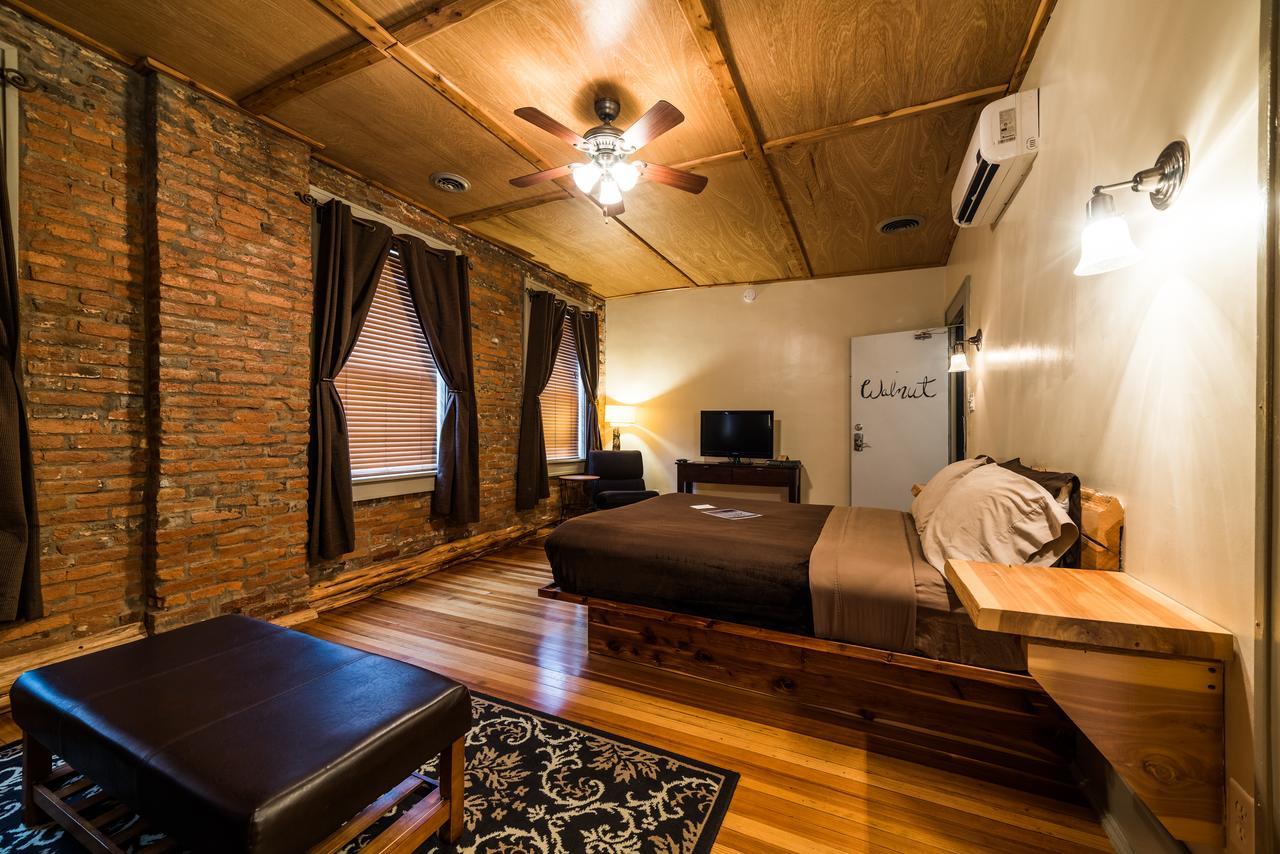 The Walnut Street Inn Bloomington Ngoại thất bức ảnh
