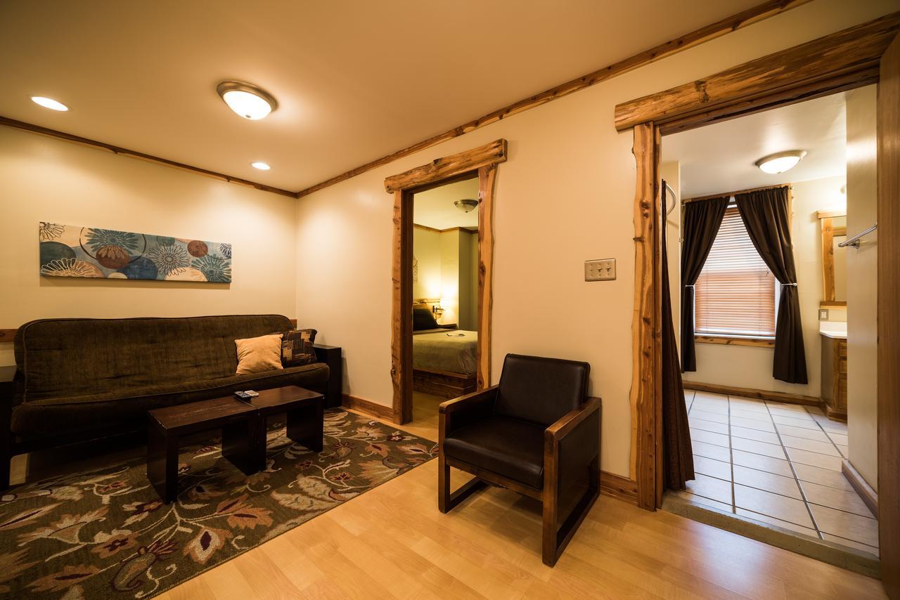 The Walnut Street Inn Bloomington Ngoại thất bức ảnh