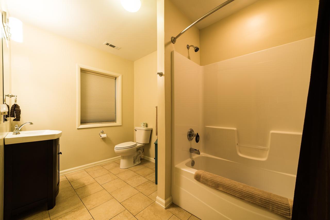 The Walnut Street Inn Bloomington Ngoại thất bức ảnh