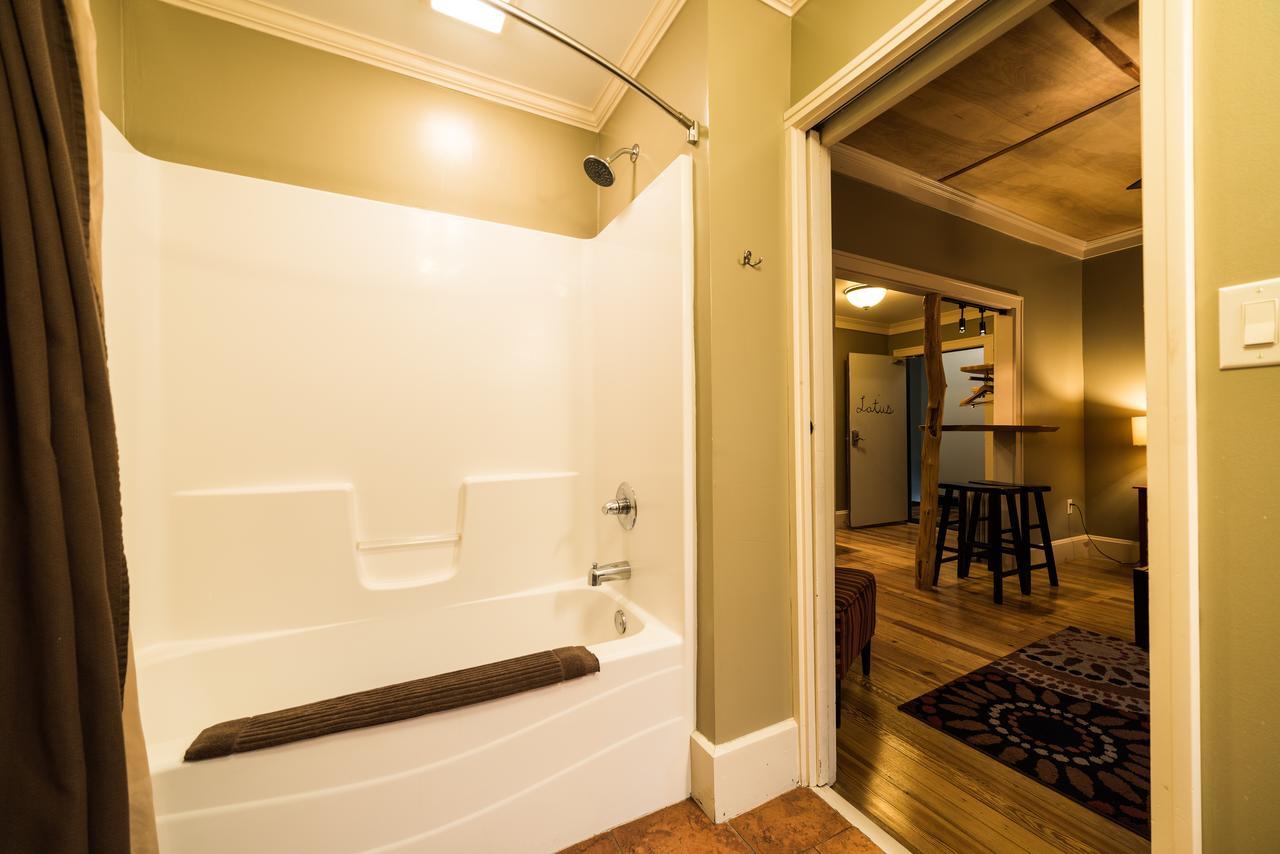 The Walnut Street Inn Bloomington Ngoại thất bức ảnh