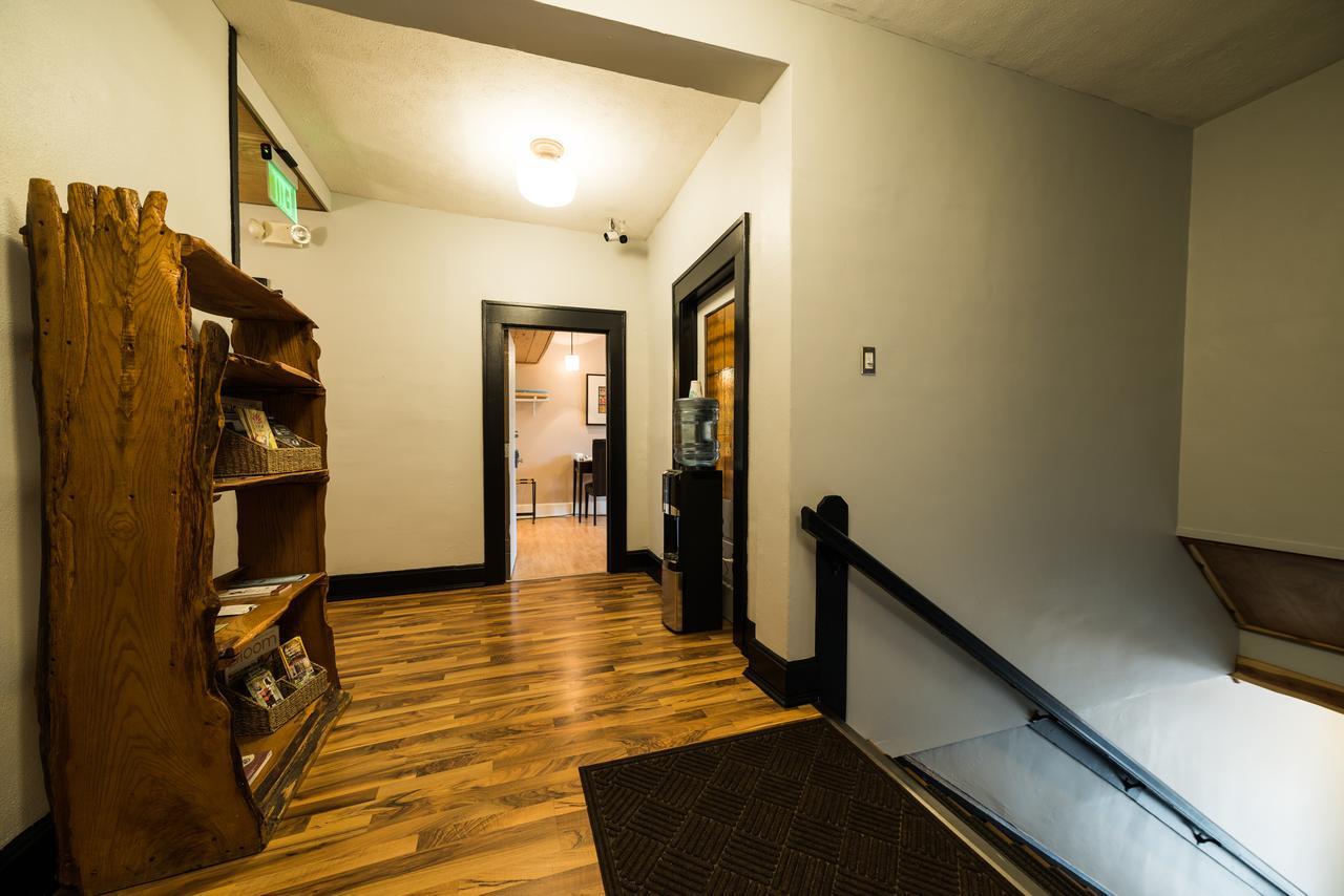 The Walnut Street Inn Bloomington Ngoại thất bức ảnh