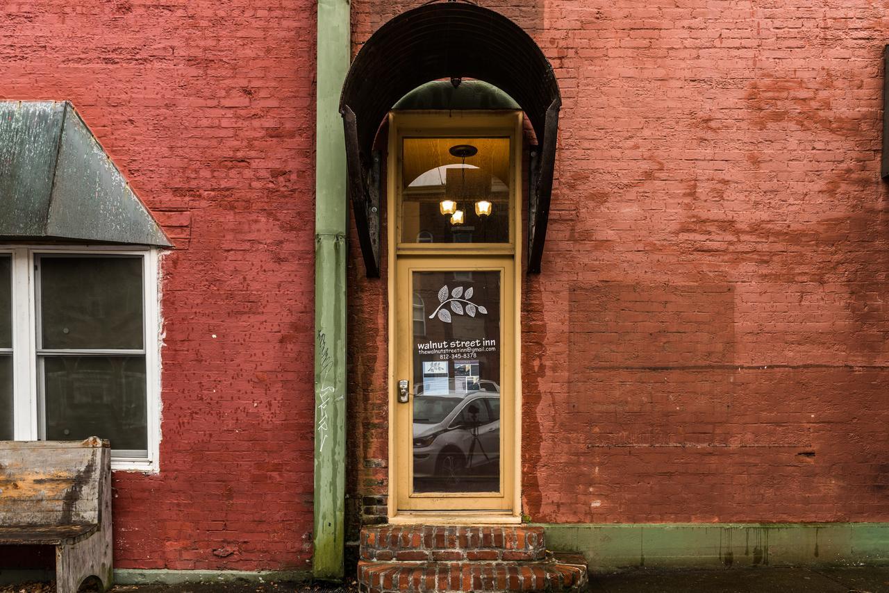 The Walnut Street Inn Bloomington Ngoại thất bức ảnh